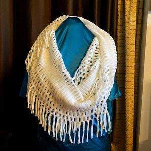 Blue Pacific cashmere & lambswool infinity scarf - White